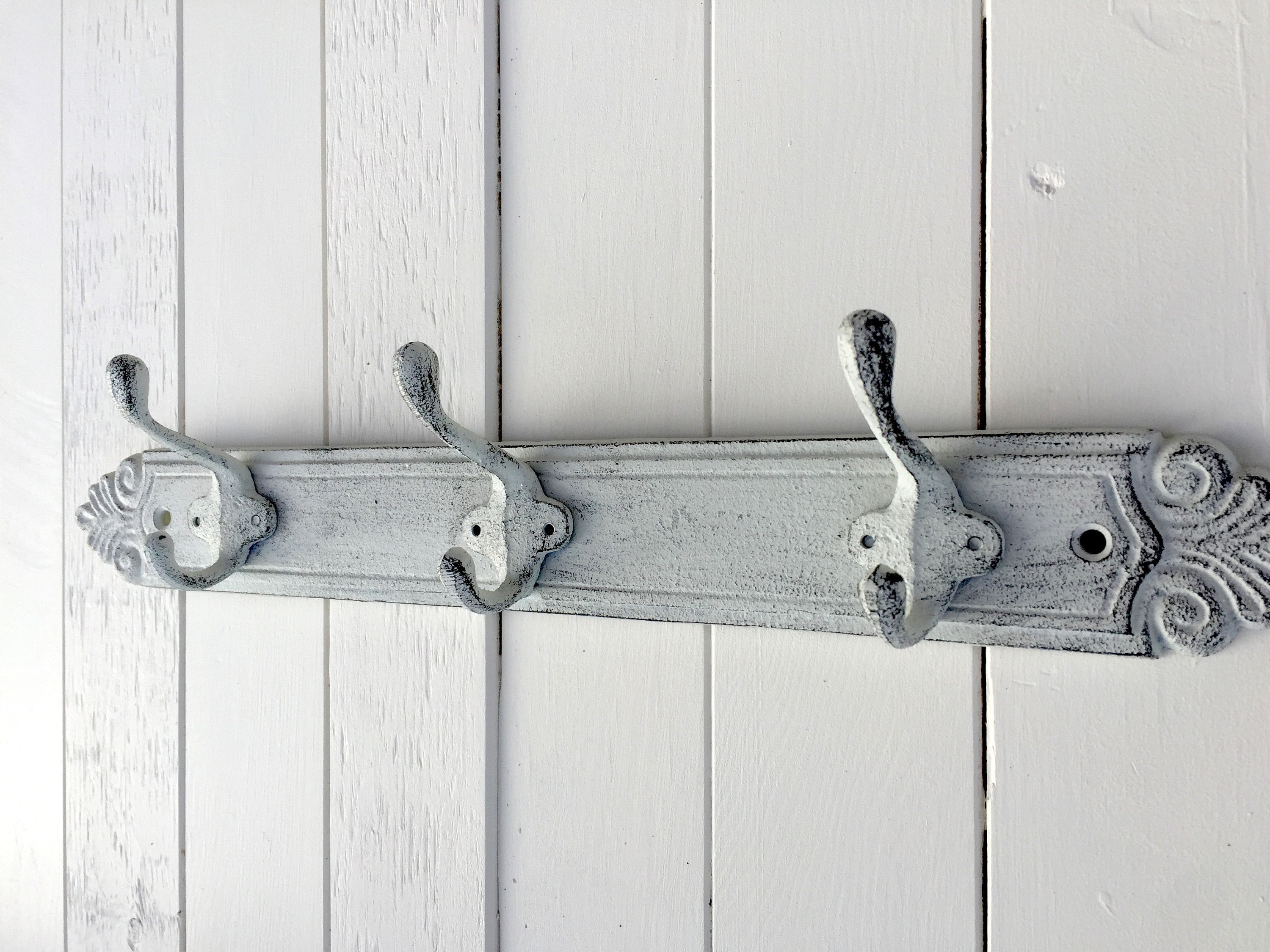 Antiqued White Triple Entryway Hook