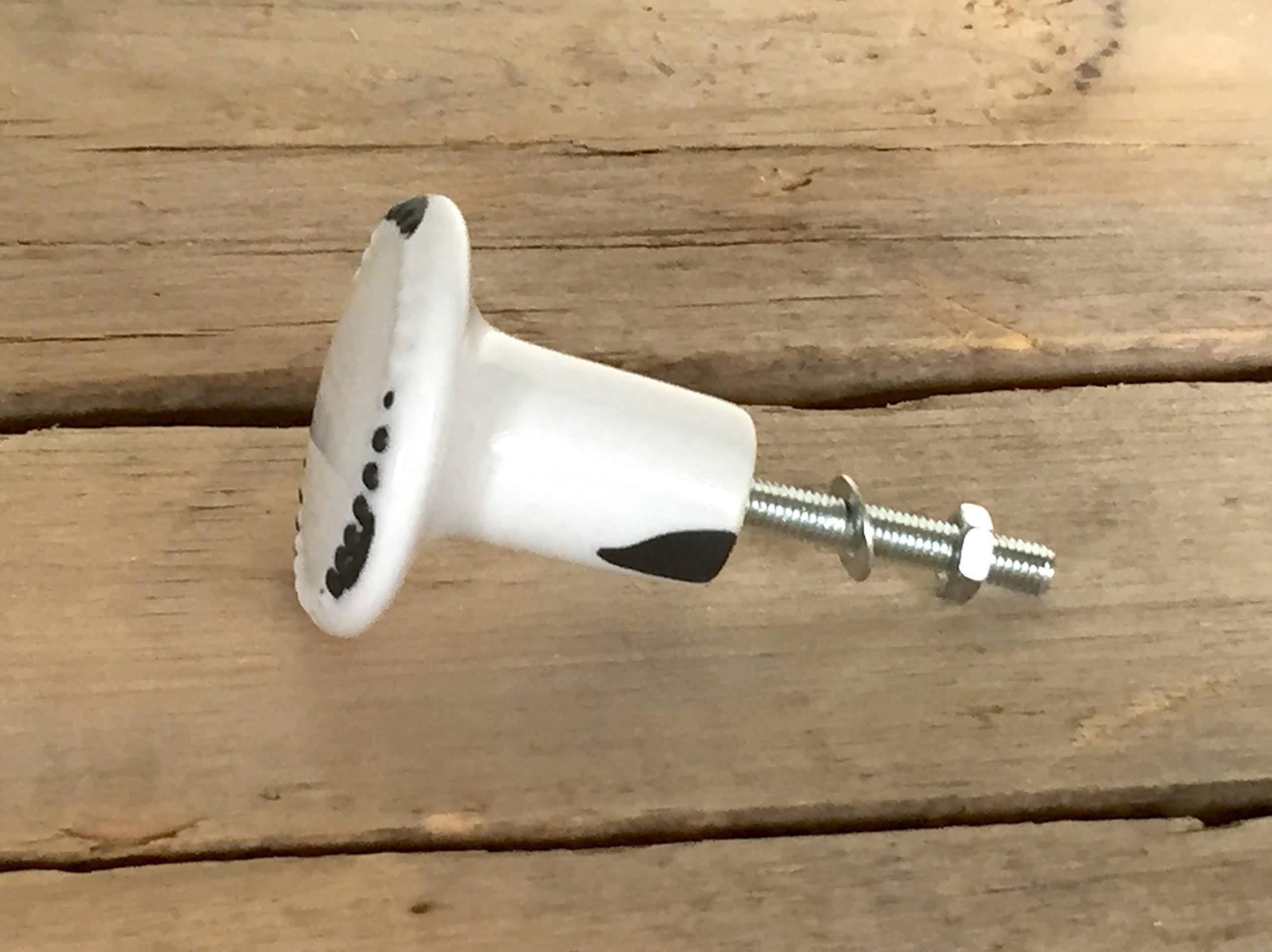 White Ceramic Farmhouse Knob