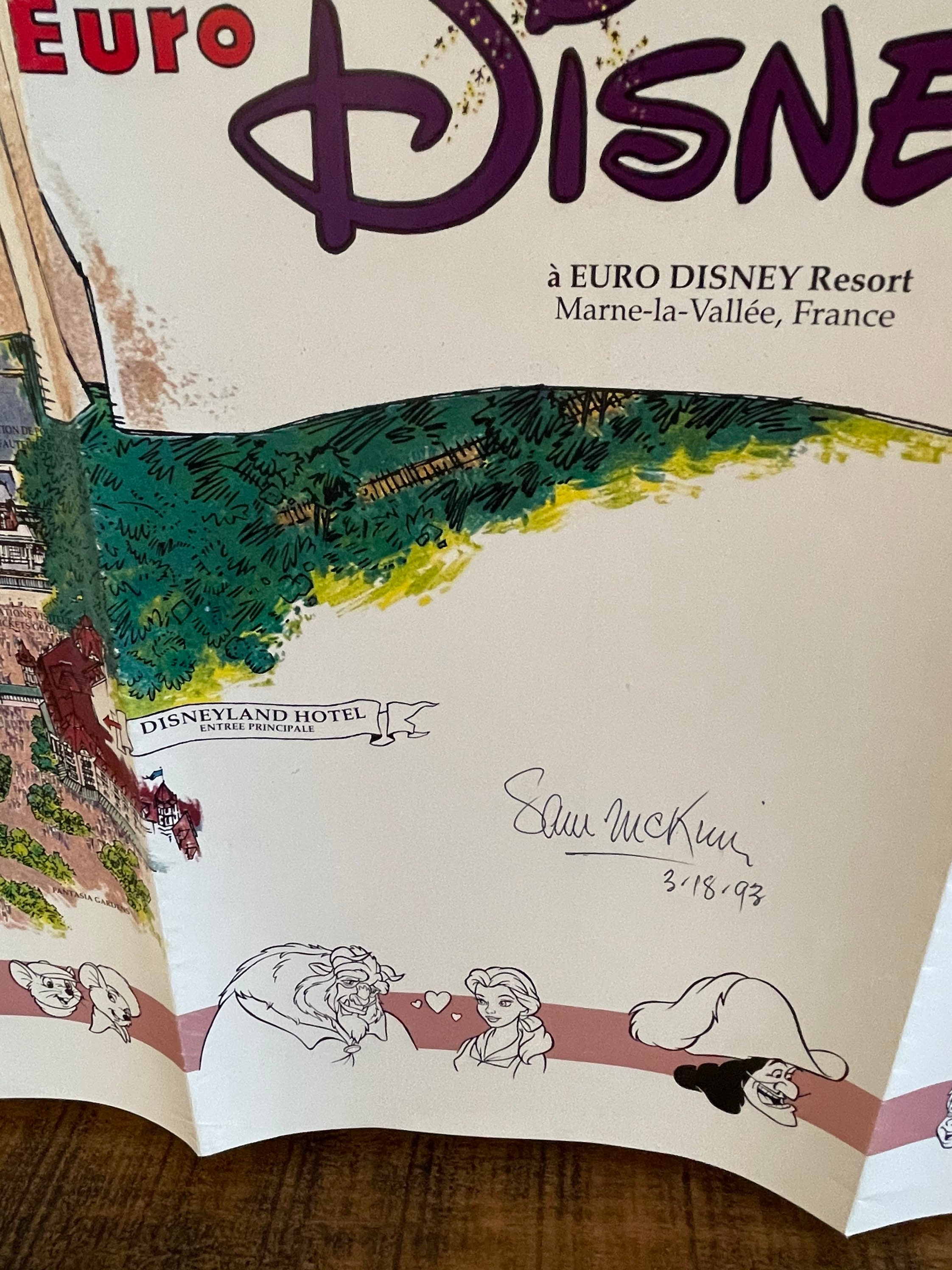 Euro Disney 1992年版 コレクション本 Large Wall Euro Disney Disneyland 1992 Map Signed & Dated by
