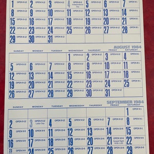 Calendario operativo antiguo del parque Disneyland de julio a diciembre de 1984