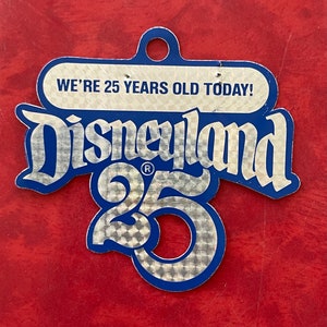 1980 Disneyland Cast Member Employee 25th Anniversary Year Birthday Badge hanger