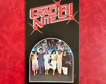 1981 Disneyland Grad Nite dress guide Night Booklet Brochure Flyer Photo Schools Souvenir Program