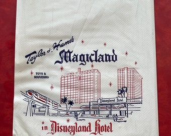 Vintage Disneyland Hotel Souvenir Shopping Bag Taylor & Humes Magicland plastic