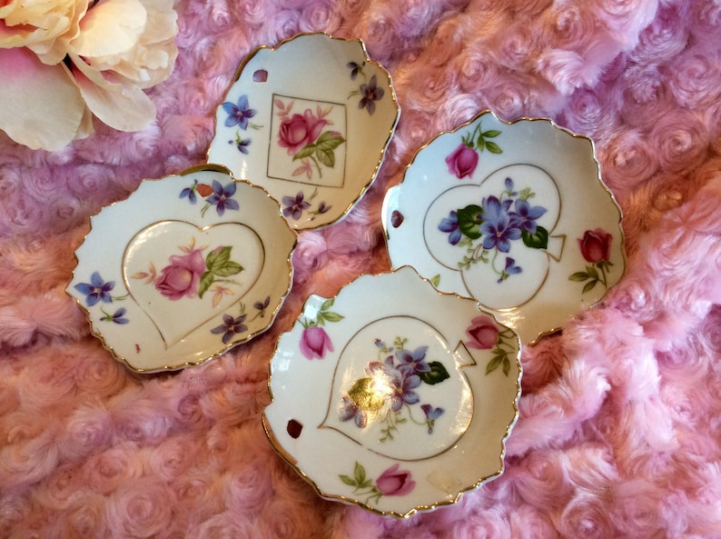 Set of four Lefton china trinket or nut dishesashtray 4