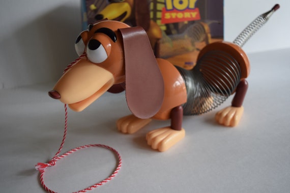 slinky dog pull toy