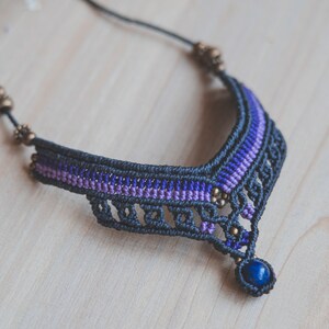 Mönster för fotlänkskedja i makramé, handledning för barfotasandaler i mikromakramé, boho fotlänkskedja i PDF-format, Gör din egen fotlänkskedja i makramé steg för steg bild 9