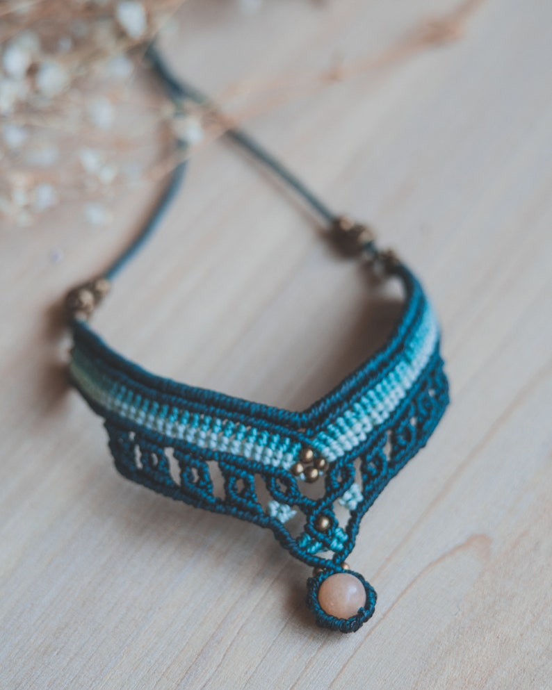 Mönster för fotlänkskedja i makramé, handledning för barfotasandaler i mikromakramé, boho fotlänkskedja i PDF-format, Gör din egen fotlänkskedja i makramé steg för steg bild 6