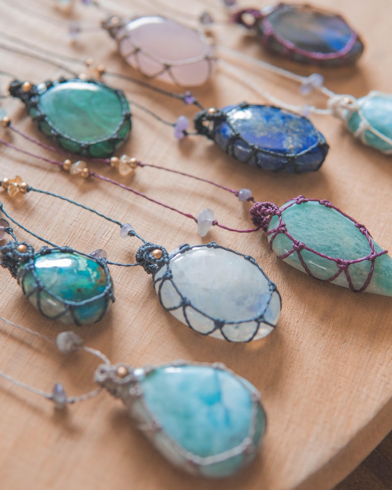 Necklace macrame with natural stone Aisha Creations