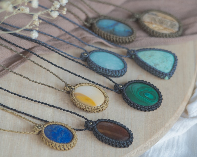 DIY kit macrame pendant with stone, personalized pendant kit, healing stone, make your own macrame pendant, Gift for her, macrame amulet kit image 5