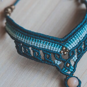 Mönster för fotlänkskedja i makramé, handledning för barfotasandaler i mikromakramé, boho fotlänkskedja i PDF-format, Gör din egen fotlänkskedja i makramé steg för steg bild 8