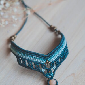 Mönster för fotlänkskedja i makramé, handledning för barfotasandaler i mikromakramé, boho fotlänkskedja i PDF-format, Gör din egen fotlänkskedja i makramé steg för steg bild 7