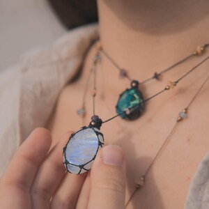 Necklace macrame with natural stone Aisha Creations