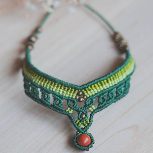 Mönster för fotlänkskedja i makramé, handledning för barfotasandaler i mikromakramé, boho fotlänkskedja i PDF-format, Gör din egen fotlänkskedja i makramé steg för steg bild 4