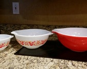 Pyrex Friendship Cinderella Nesting Bowls