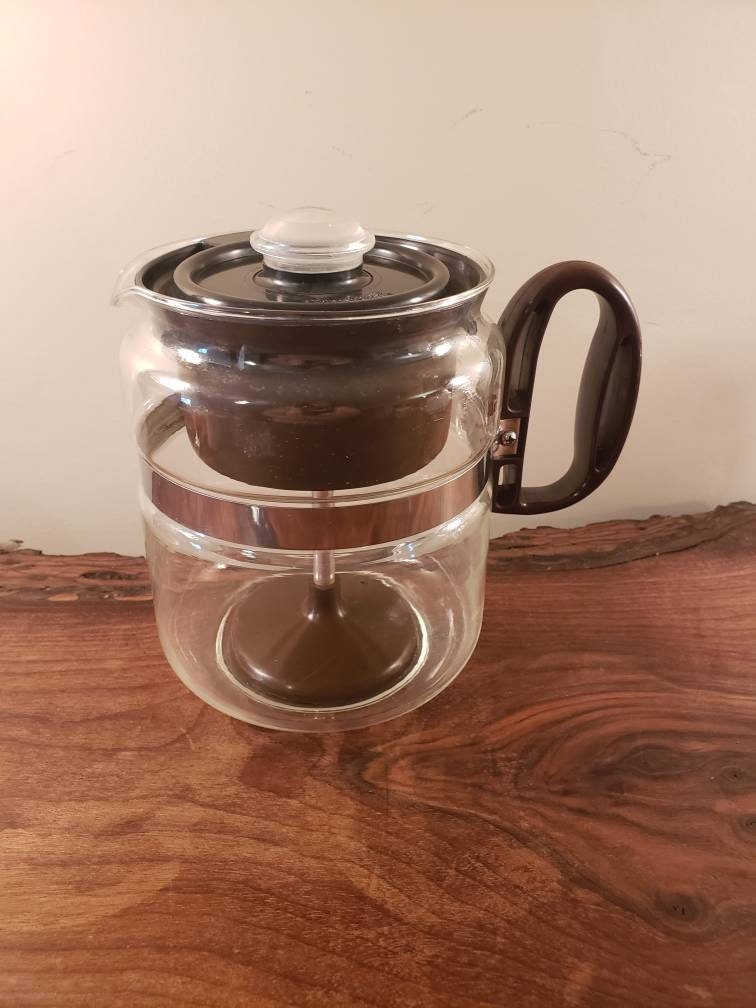 GEMCO Glass-Perk Glass Stovetop Percolator Coffee Pot 2-4 Cups Almond  Vintage for Sale in Bardonia, NY - OfferUp