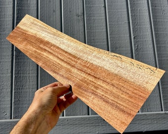 カカイ Kシェープ Koa Wood Hawaiian Curly Figured Koa Veneer Hawaii Wood Paper