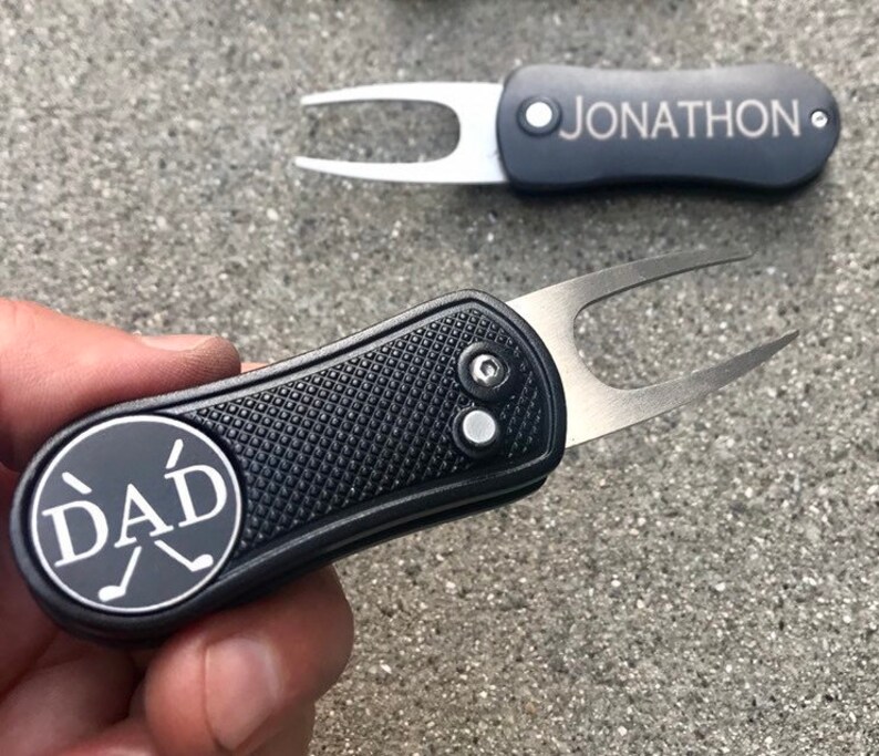 Gepersonaliseerde golfsprinkler en balmarkering, gegraveerd kerstcadeau afbeelding 5