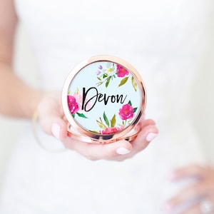 Gold Compact - Mother of the Bride Compact - Bride Compact - Bridesmaid Personalized Gift - Bridesmaid Compact - Rose Gold Mirrored Compact