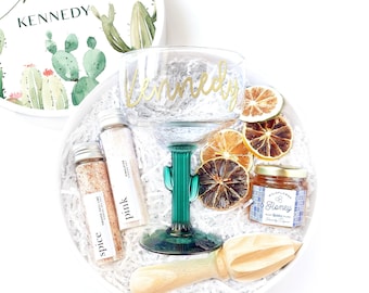Personalized Cocktail Gift Box - Margarita Gift Set - Cactus Margarita Glass - Rimming Salt - Lime - Wooden Juicer - Honey - Drink Kit