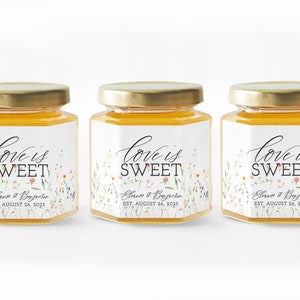 Love is Sweet - BULK Honey Wedding Favors - Wedding Shower Favors for Guests - Honey Pot - Floral Wildflowers - Mini Honey Jar with Dipper