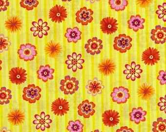 Yellow striped floral fabric, retro 70’s vibe cotton woven, brightly colored flowers vintage look Hancock Fabrics ui