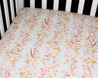 Fitted Crib Sheet / Mini Crib Sheet / Pack N Play - Flowery Daybreak