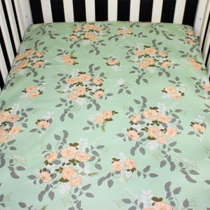 Fitted Crib Sheet / Mini Crib Sheet / Pack N Play - Mint Floral