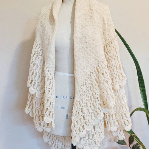 Hand knit granny shops shawl 60 x 60 inch