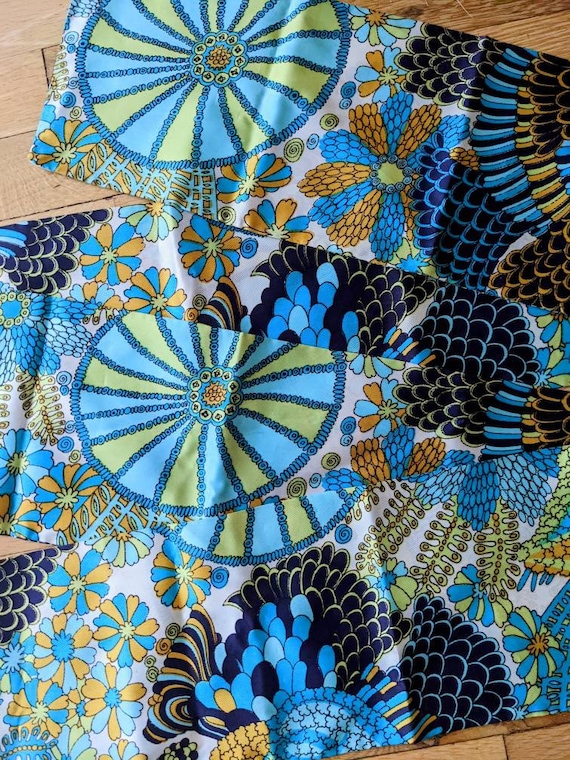 Sixties mod psychedelic long scarf - image 1
