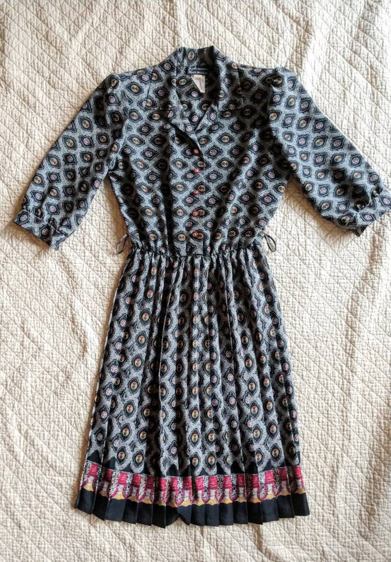 80/'s secretary dress puff sleeve pleated skirt Medium black white romantic pattern