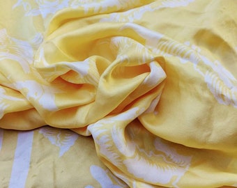 Anne Klein silk scarf shells 36 inch carré