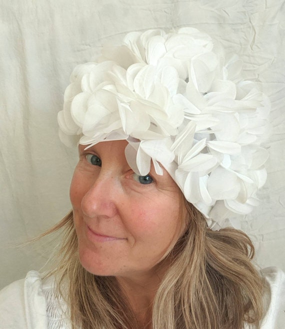 Poofy swim cap sixties white chiffon circles nylon