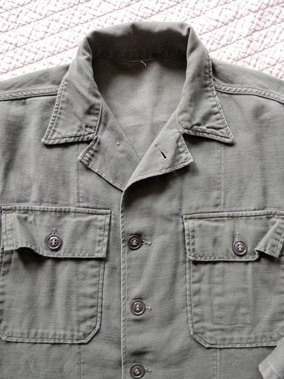 Post WWII army fatigues cotton field shirt chest … - image 5