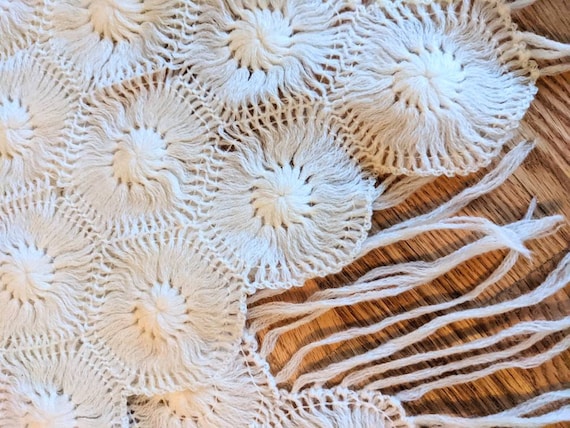 Antique lacy wool fringed shawl ivory cream natur… - image 1
