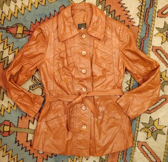 Seventies butterscotch leather belted women's jac… - image 1