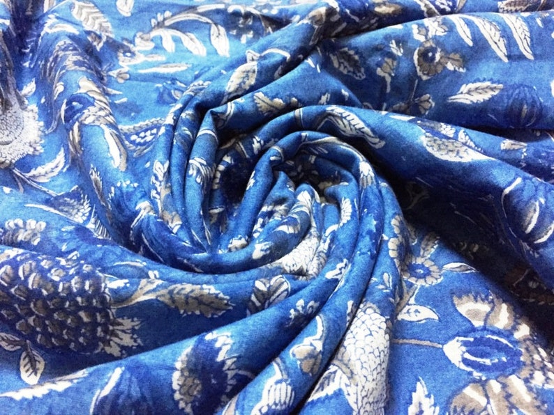 Indian Hand Block Print Fabric Pure Cotton Fabric Sanganeri Print Jaipur Natural Vegetable Color 2.5 To 50 Yards Print 290