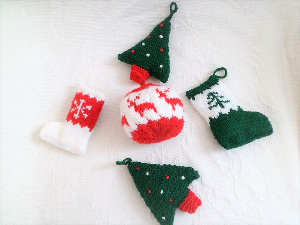 Set de 5 Décorations Noël en Laine Fait Main Boule Renne, Sapins et Chaussettes Sapin Flocon