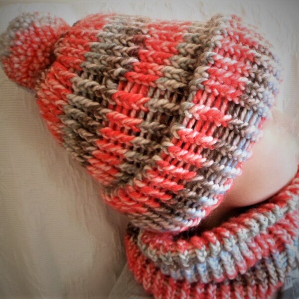 Écharpe snood et bonnet ado marron bleu rouge et gris