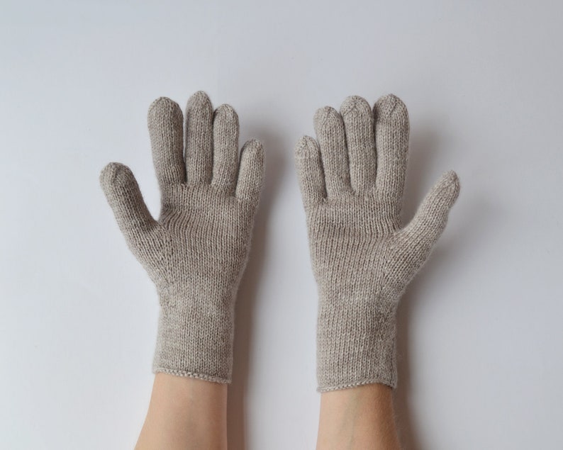 Women merino wool gloves with arans Light grey full finger Etsy