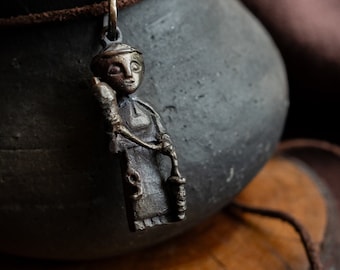 Frau Holle pendant - Germanic legends inspiration