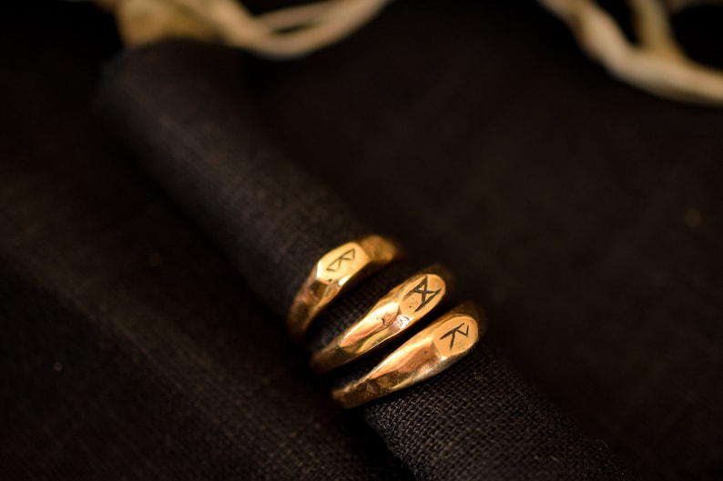 Rune Ring in Bronze - Choose Your Rune to Wear on Your Fingers - Etsy