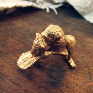 Roman fibula brooch in bronze replica 2nd century ac