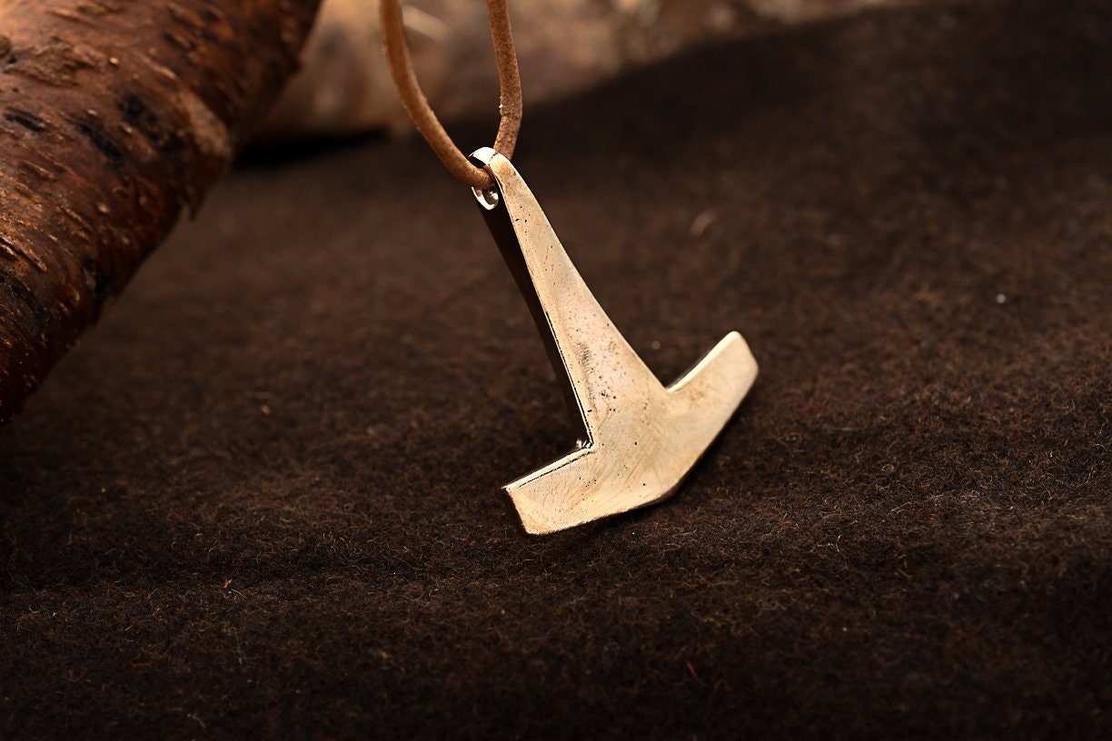 meaning of thors beat necklace