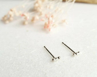 DOT BAR MINI silver stud earrings | Silver Bar Earrings | Silver Line Earrings | Dotted Line Studs | Minimal Studs | Tiny Silver Studs