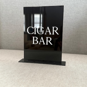 Letrero de bar de puros moderno • Letrero de puros de acrílico • Letrero de mesa de bar • Decoraciones de mesa de boda
