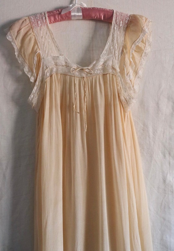 Antique 1910s/1920s Cream Silk Chiffon Nightgown - image 7