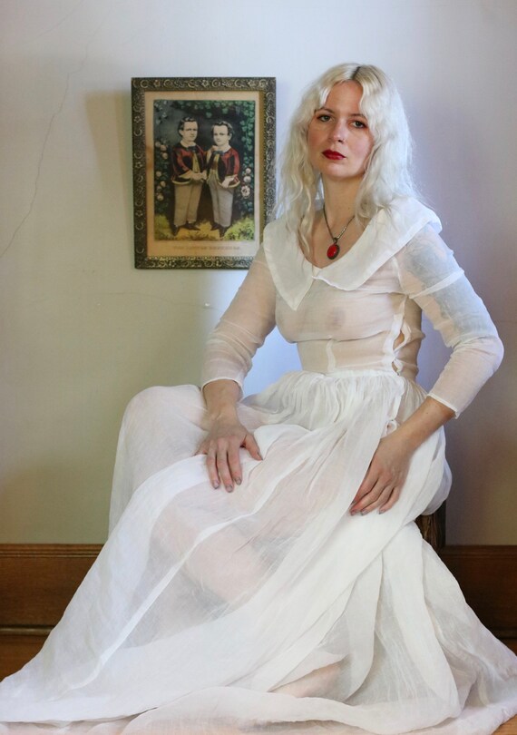 Vintage 1930s Sheer Ivory Organza Wedding Gown
