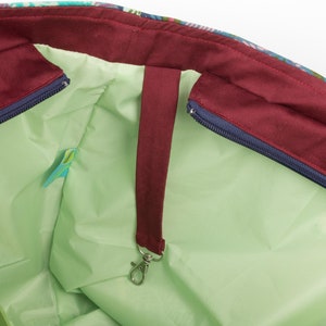 Beach bag XXL, shopper bag with zipper, water-repellent, foldable shopping bag, large bathing bag image 9
