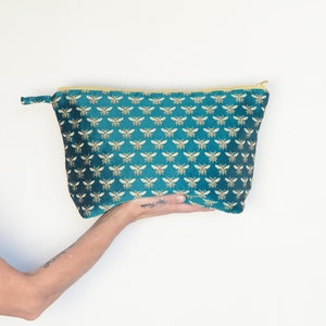Kulturtasche Gobelin Bienen, vier Größen und drei Farben, türkis, übergroßer Kulturbeutel, Kosmetiktasche groß, Waschtasche XL
