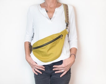 Bum bag canvas, curry, hip bag water-repellent, crossbody bag mustard yellow